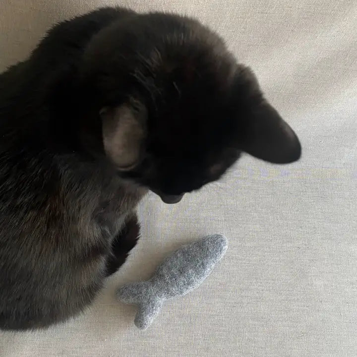 Cat toy Feltfish