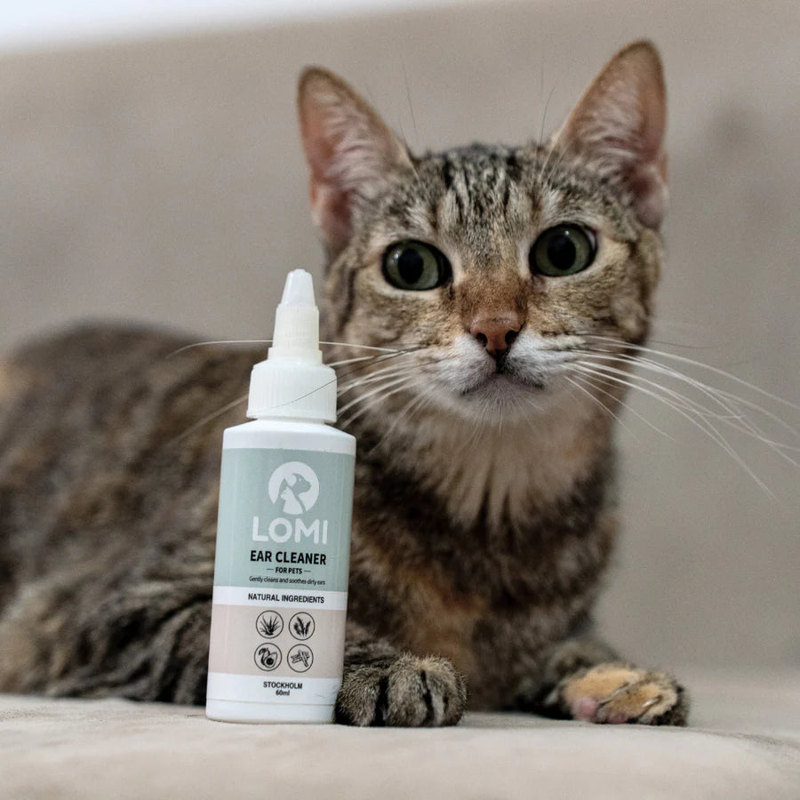 Natural ear cleaner for dogs and cats